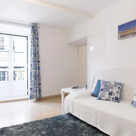 Alfama Vibes * リスボン