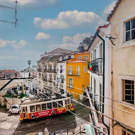 Alfama Vibes Apartamento *